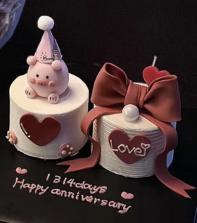 玫红情侣纪念日蛋糕