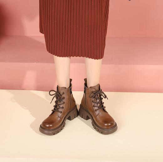 西村名物冬季新款超轻防滑厚底增高系带马丁靴T22DS44981 商品图1