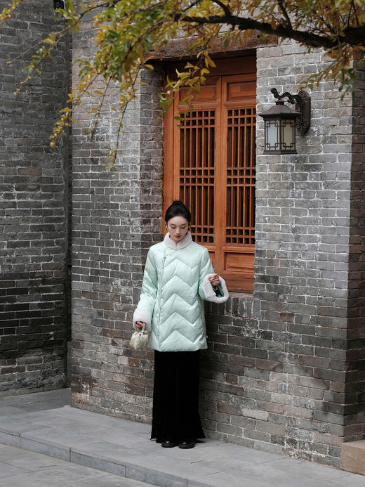 盛唐婧| 千里江山草木清风真丝鹅毛羽绒服 商品图8