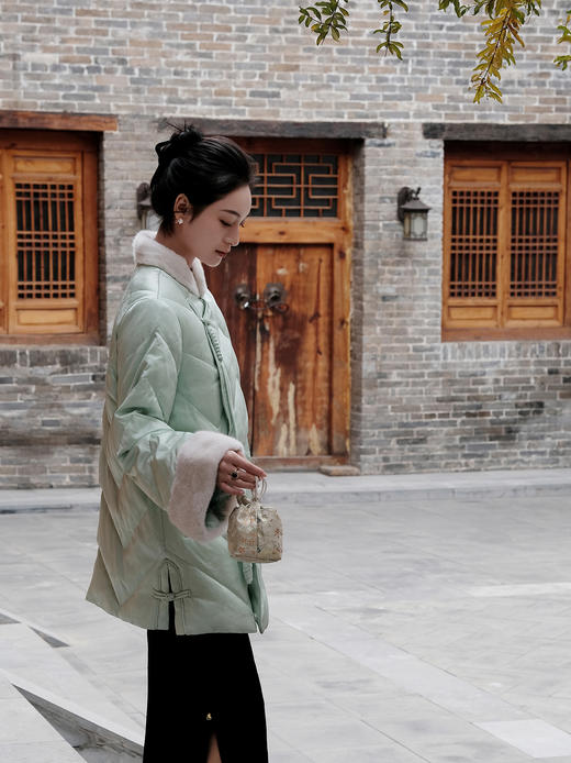 盛唐婧| 千里江山草木清风真丝鹅毛羽绒服 商品图5