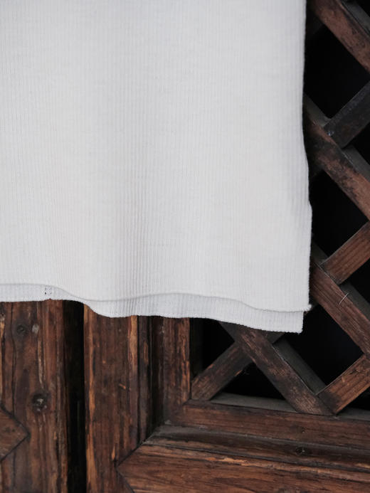 盛唐婧| 精纺羊毛气质半高领针织背心-白色 商品图2