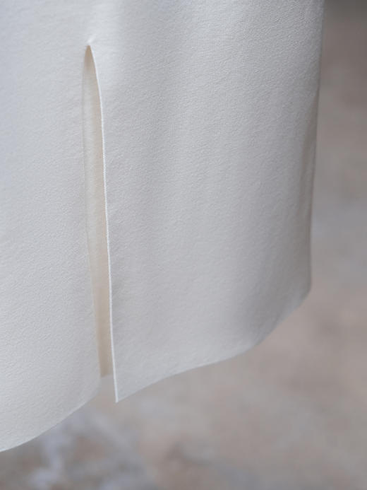 盛唐婧| 精纺羊毛四平加弹针织包臀裙-白色 商品图2