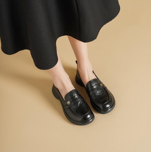 西村名物2025年春季新款厚底低跟舒适乐福鞋百搭通勤鞋T25AM15331 商品图3