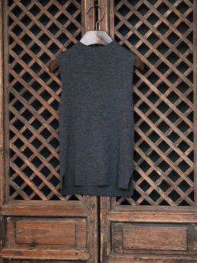 盛唐婧| 精纺羊毛气质半高领针织背心-深麻灰