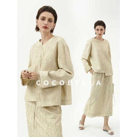 COCOBELLA[莱赛尔]对丝拼接压褶肌理长袖衬衫缎面上衣TS3015B 商品图1