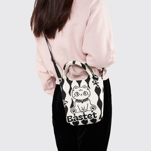 大英博物馆 巴斯特系列 萌猫针织提花 手提斜挎包-黑白 商品图1