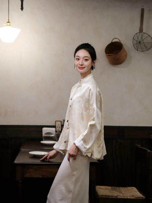 盛唐婧|腾龙流苏铜扣外套 商品图4