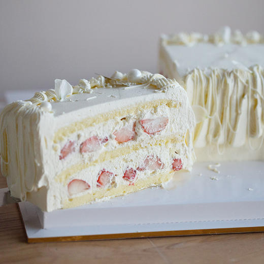 「卓卓高」TableCake｜「纯一」草莓奶油长桌糕 商品图4