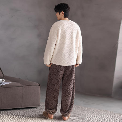 洁丽雅男士冬季法兰绒家居服套装加绒加厚柔软舒适泡芙绒保暖睡衣 商品图3