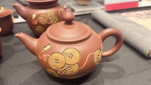 玄雕窑-富贵吉祥紫砂套装1壶1海6杯套装 商品图4