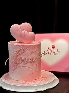 粉色爱心love喷砂蛋糕