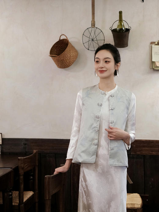 盛唐牡丹 |兰花纹真丝异色罗对襟马甲 商品图6