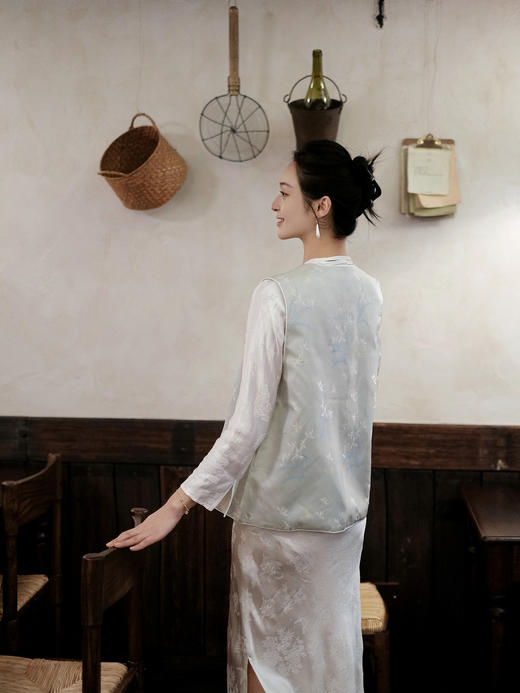 盛唐牡丹 |兰花纹真丝异色罗对襟马甲 商品图10