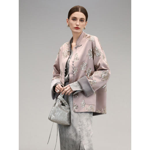 COCOBELLA新年款重工亮片刺绣新中式内里丝绒国风外套SC3020 商品图2