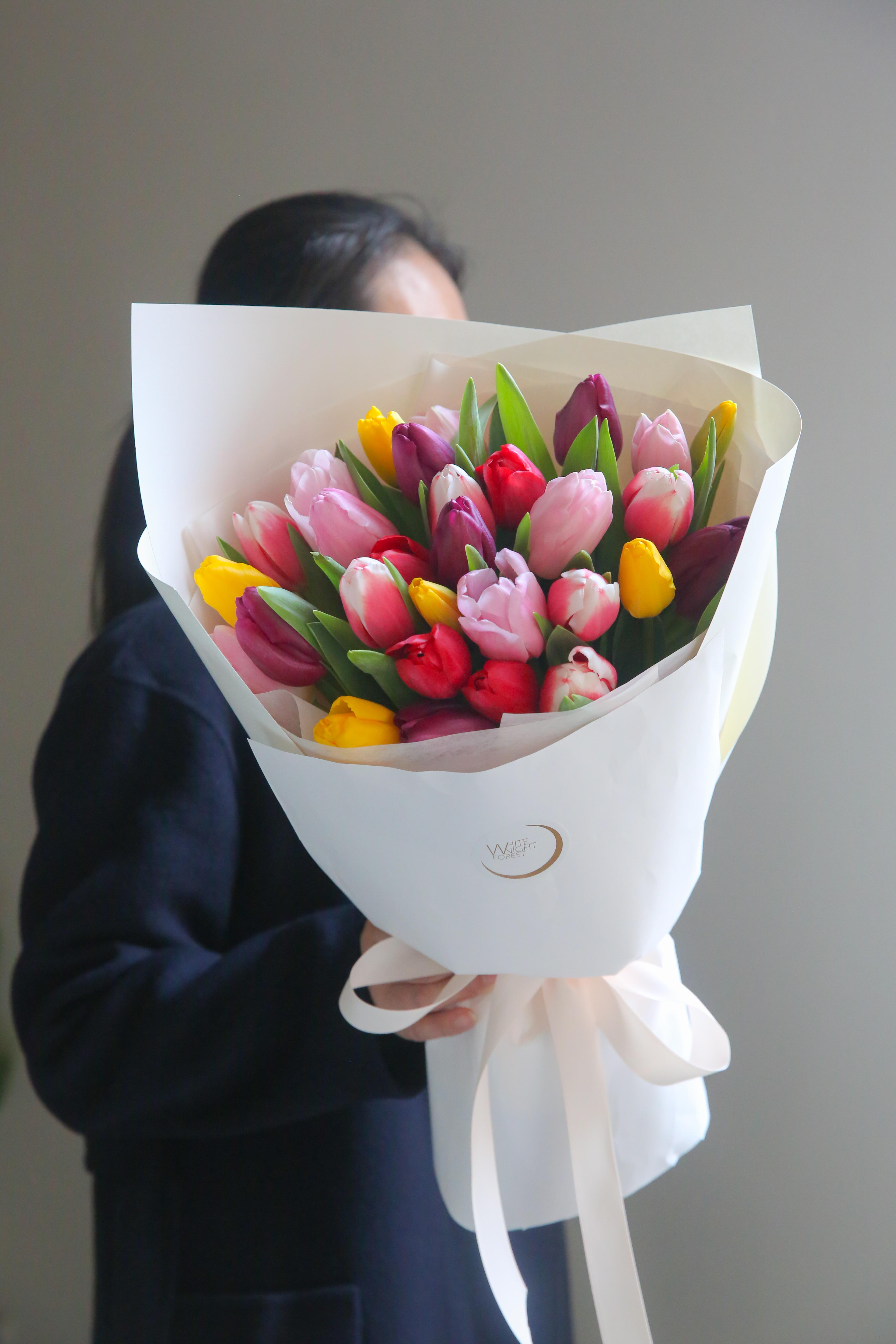 混合郁金香花束