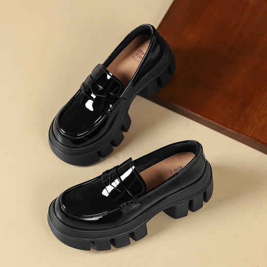 西村名物2025年春季新款超轻厚底增高舒适百搭深口乐福鞋T25AM14241 商品图7