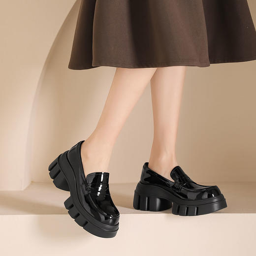 西村名物2025年春季新款超轻厚底增高舒适百搭深口乐福鞋T25AM14241 商品图3