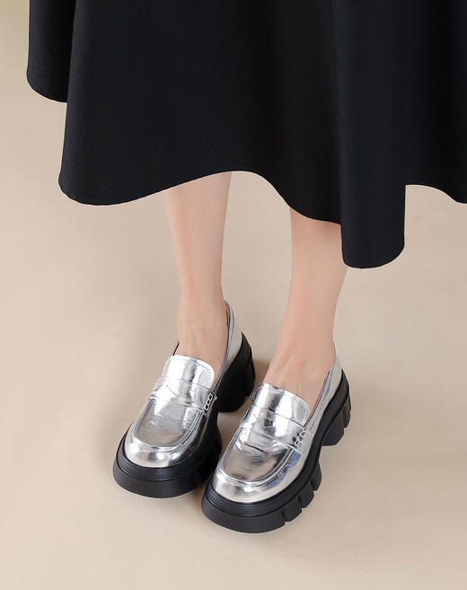 西村名物2025年春季新款超轻厚底增高舒适百搭深口乐福鞋T25AM14241 商品图10