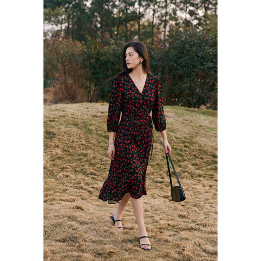 HeyDress法式小玫瑰裹身茶歇裙 商品图1