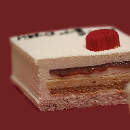 2025情人节新品「LoveStory Book」白草莓味蛋糕｜我俩的《爱情故事书》，甜而不腻，随单含爱心夹小礼物1份（随机派发）！ 商品图4