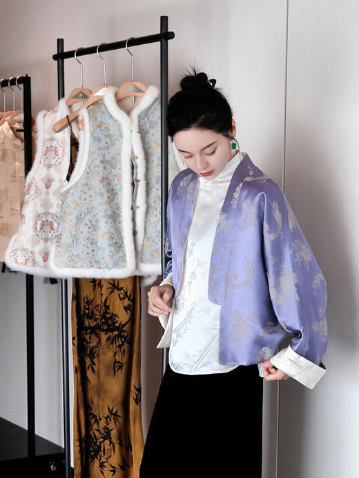 瑕疵|盛唐婧 |双面穿凤戏牡丹真丝外套 商品图2