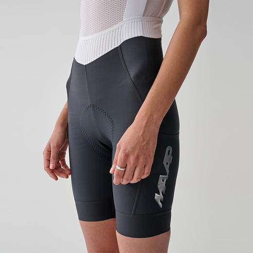 MAAP x Bleach 女士 Team Bib Evo Cargo 联名限量版 骑行短裤 商品图2