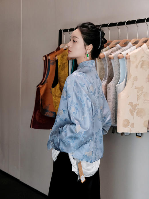 盛唐婧 |倾一如玉叶子花外套-蓝色 商品图2