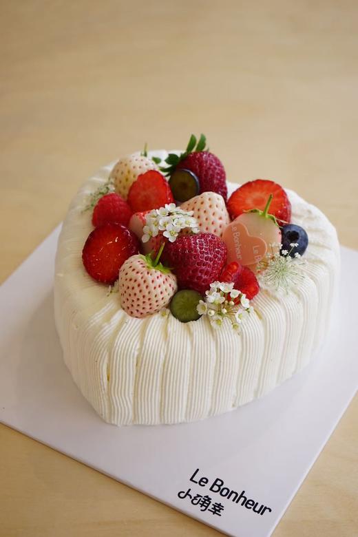 小"莓”好·   奶油蛋糕（水果和鲜花无法一比一还原） 商品图0