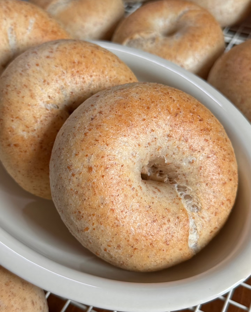 全麦贝果 9:00出炉第一批