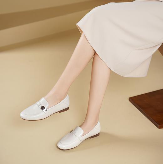 西村名物2025年春季新款舒适平底复古百搭低跟单鞋T25AM14971 商品图1