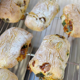 香菜牛肉恰巴塔（约14点出炉）无糖 橄榄油