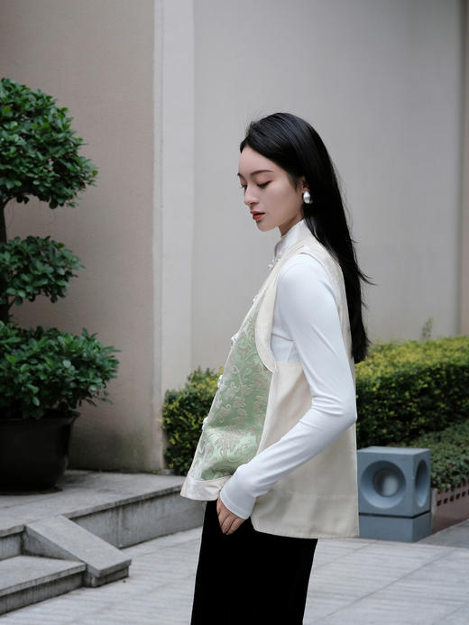 盛唐牡丹| 卷草纹漳缎拼丝绒马甲 商品图4