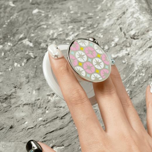 1【太空梦游记】淡彩星光·MagSafe圆啪嗒 MAGSAFE磁吸手机气囊支架 Round圆啪嗒系列 粉色 日月星 拼贴 商品图3