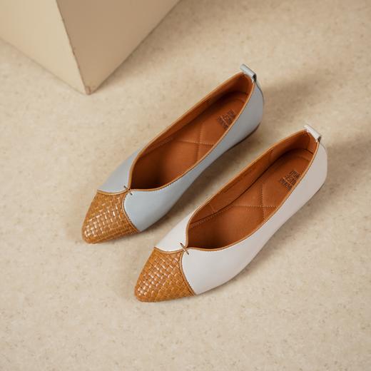 西村名物2025年春季新款舒适平底复古百搭低跟拼色单鞋X25AE14531 商品图2