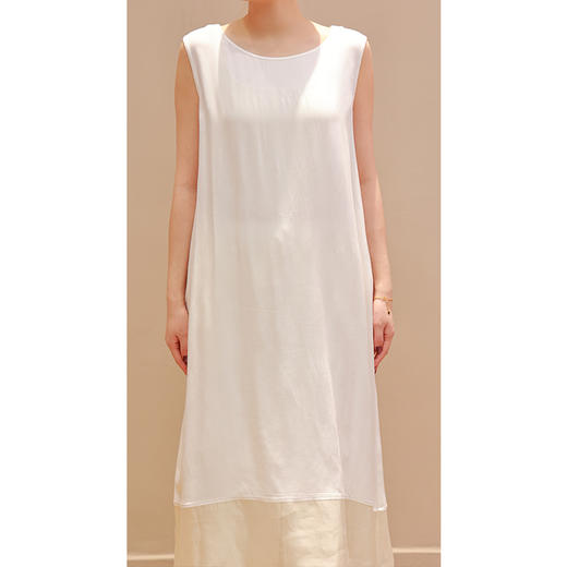 【抖音专属】宽肩吊带(24718709凝脂) 商品图2