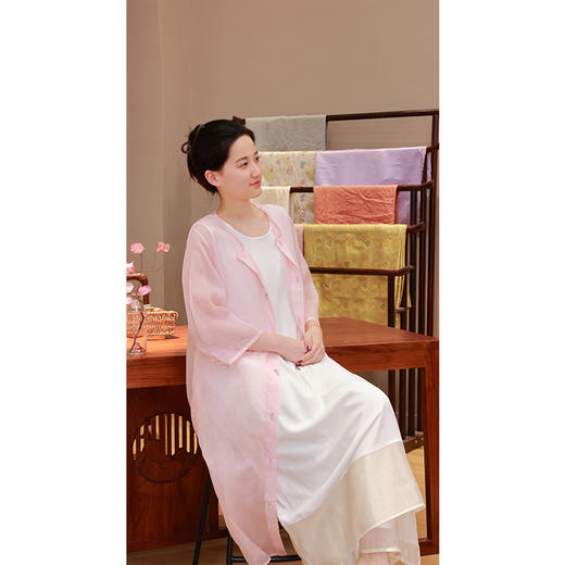 【抖音专属】宽肩吊带(24718709凝脂) 商品图3