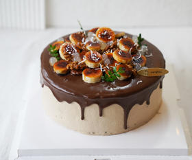 【摩卡香蕉可丽饼】风味蛋糕，海盐焦糖酱+成熟香蕉、摩卡奶油可丽卷+大师香蕉果酱