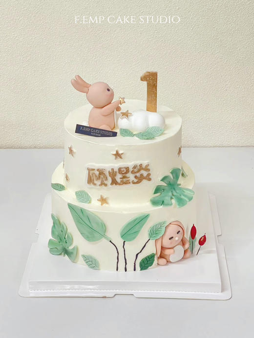 小兔子周岁双层蛋糕 商品图0