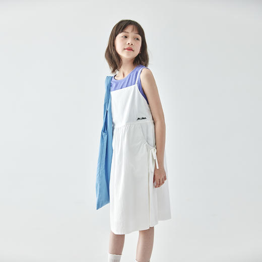 棵初2025年春夏新款蝴蝶结宽松吊带连衣裙女童可叠穿海边漫步长裙 商品图2