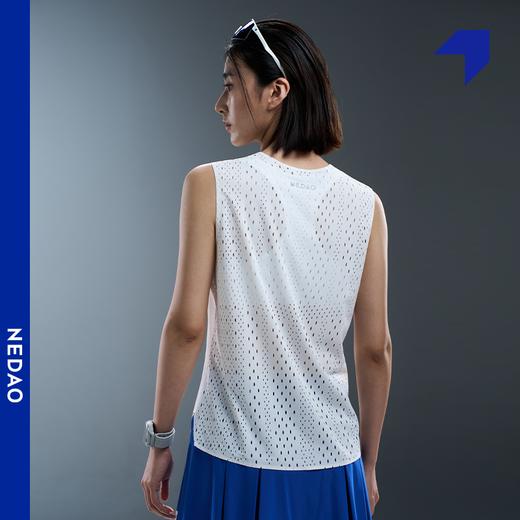 NEDAO 轻量速干越野马拉松无袖跑步训练比赛女款新风洞坎肩 商品图4