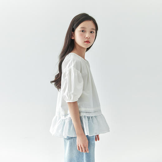 棵初25年春夏新款女童轻盈浪漫氛围感纯色小衫花纱拼接下摆衬衫 商品图4