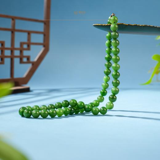 【醇色凝韵·贰】碧玉圆珠项链 商品图3
