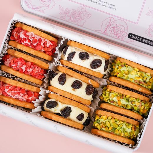 【积分兑换】三重奏·白脱饼干礼盒 商品图1