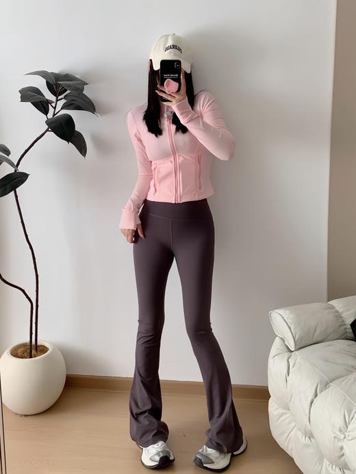 新增口袋款！官网在售💰950！【lu家Groove女士高腰喇叭长裤】标牌齐全❗️出入专柜无压力~王牌Nulu面料！轻盈柔滑，四面弹力！裸感高弹显身材第一名🥇垂感强，透气不闷！3色可选 商品图12