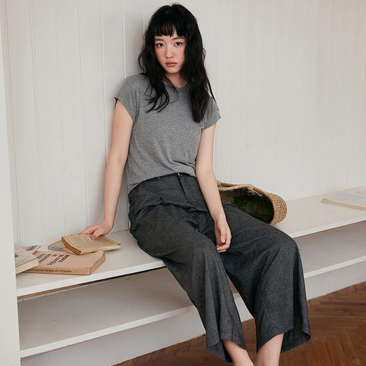 ☀通勤休闲,柔软自在【KEMU】天丝醋酸羊毛款·短袖T，百搭又好看，不挑肤色不挑人， 来自澳洲黄金产区的美丽诺羊毛+奥地利兰精天丝+伊士曼醋酸纤维 商品图4