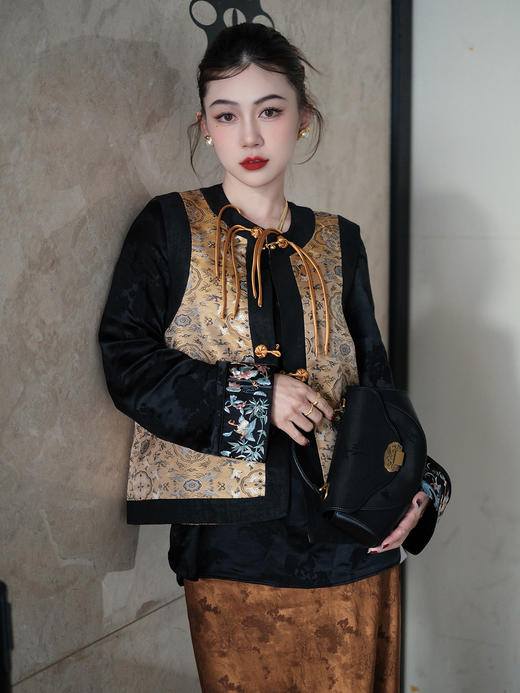 盛唐牡丹| 鹤鹿同春重缎宋锦双面穿马甲 商品图3