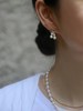 SpoiledBrat Jewelry珍珠月光石蝴蝶结耳钉 商品缩略图1