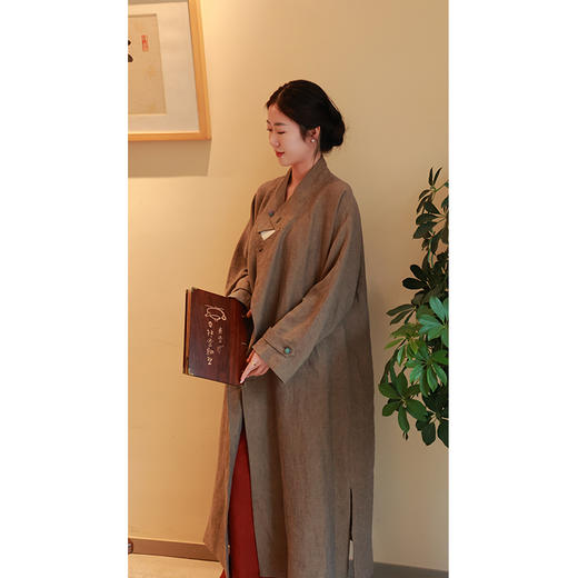 【2026东衣作】新中式外套（25705038栗壳-高定款） 商品图3