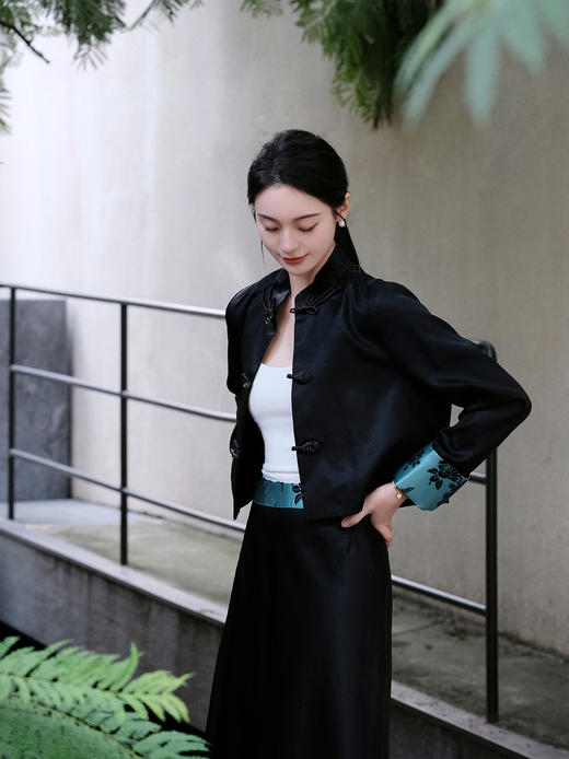 盛唐牡丹| 绿色漳绒袖口外套 商品图6