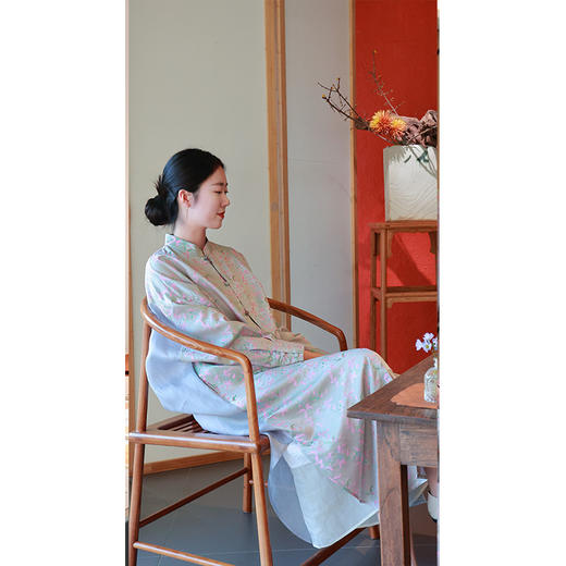 【2026东衣作】新中式衬衣连衣裙（25707031苍筤） 商品图3